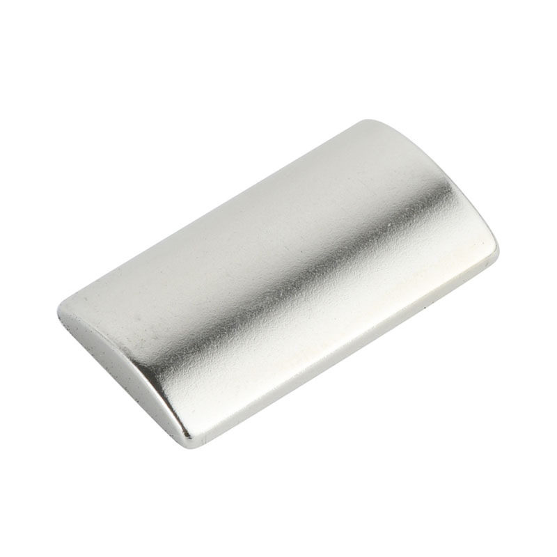 Magnet motor segerak