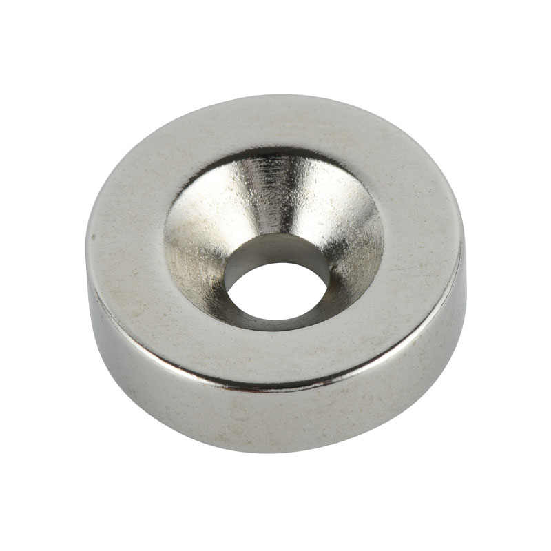 Magnet pembesar suara